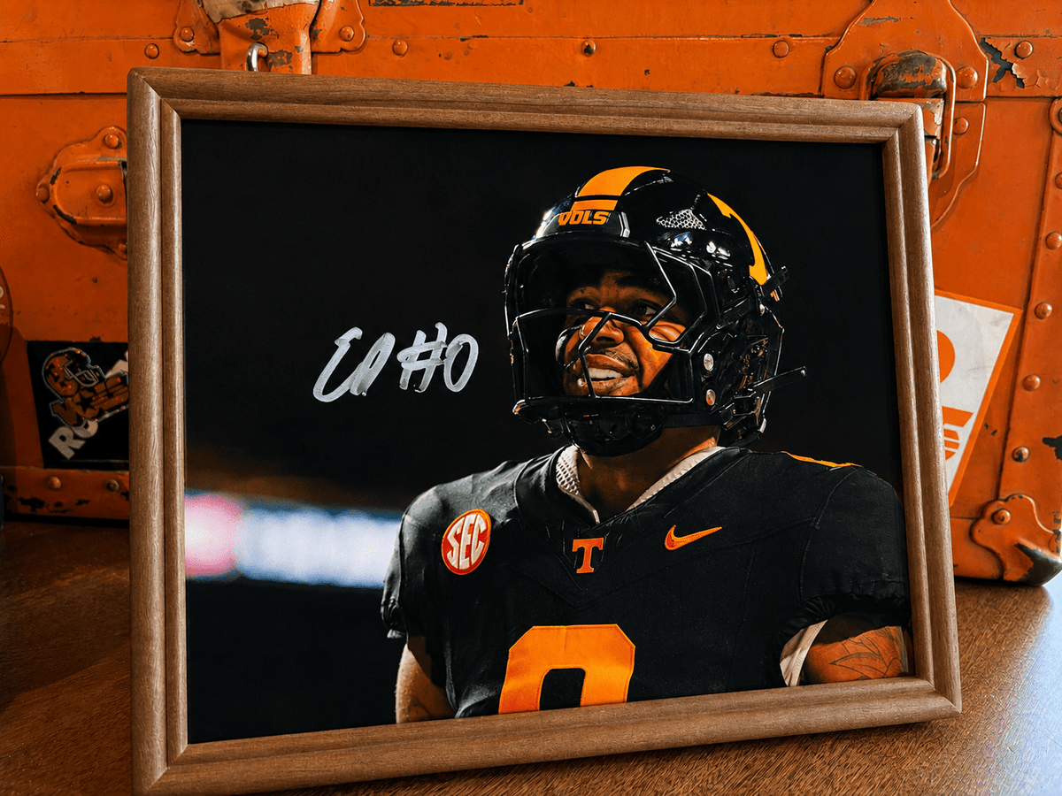 Ethan Davis Autographed 8x10 - The Volunteer Club