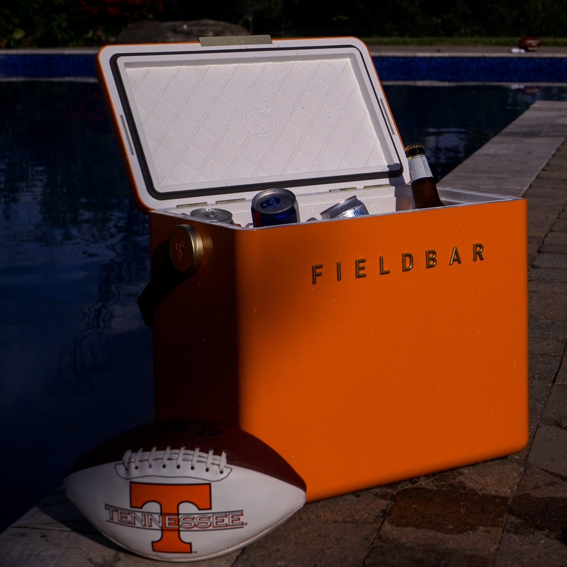 Fieldbar Cooler - The Volunteer Club